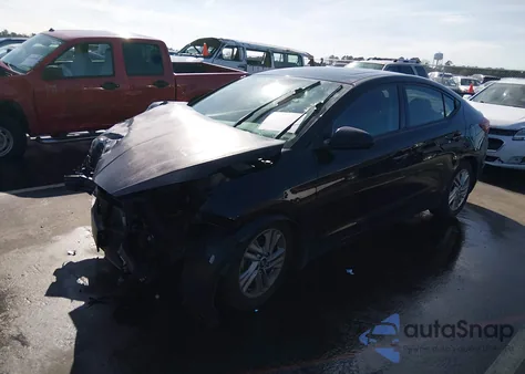 2019 Hyundai Elantra Value Edition z USA, uszkodzony, nr VIN 5NPD84LF3KH494930